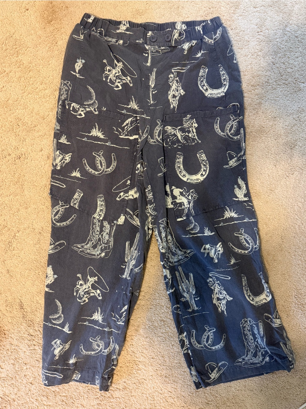 Grey & Cream Western-Print Cropped Pants